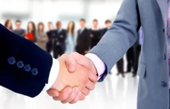 تجارب أهل الرياض مع المهندس لعزل الاسطح